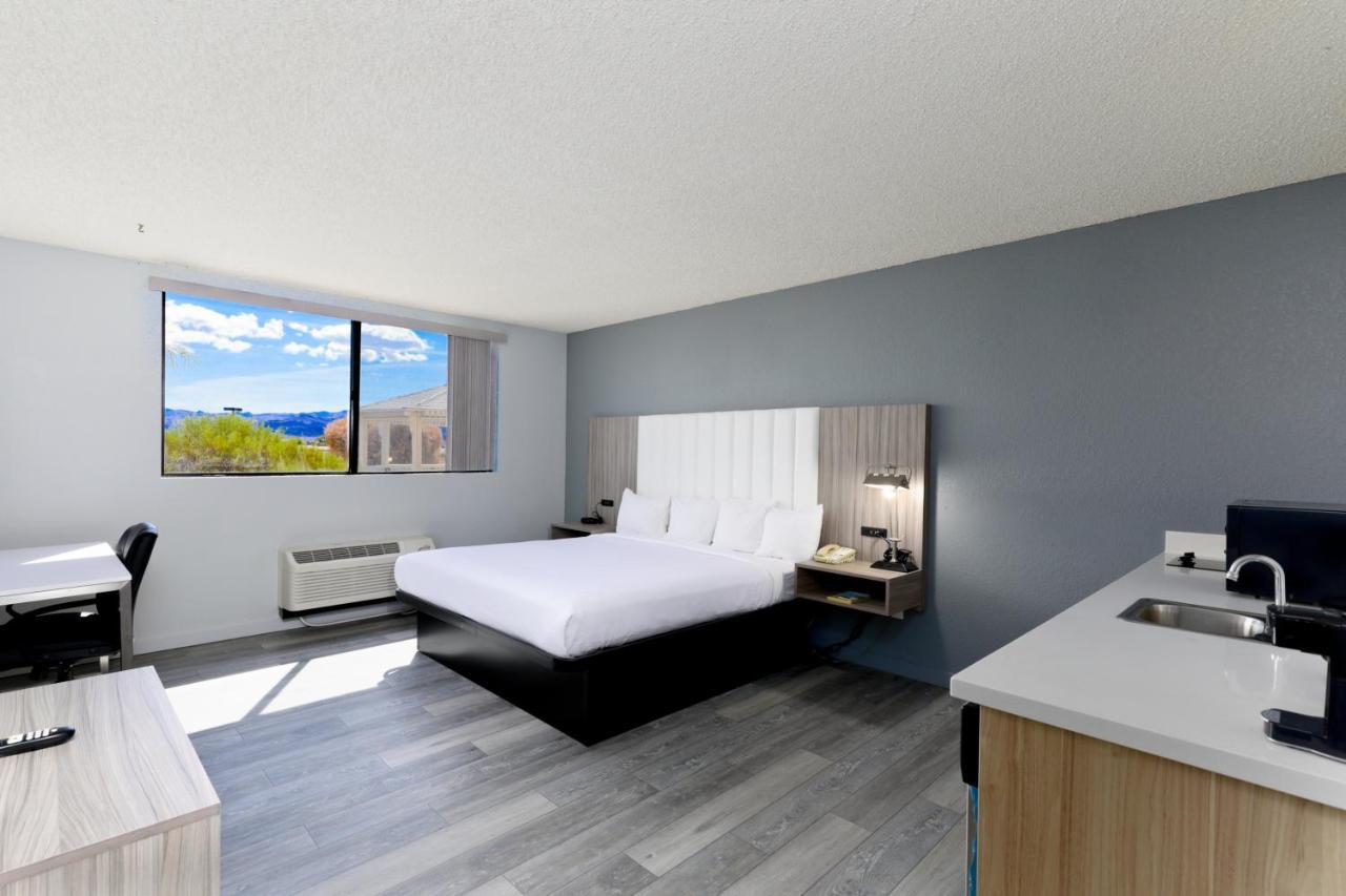 Studio 6 Suites Lake Havasu City Az Ngoại thất bức ảnh