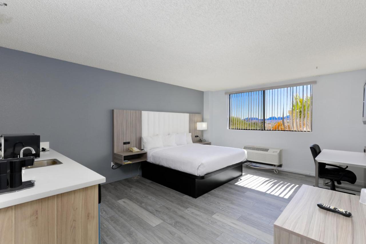 Studio 6 Suites Lake Havasu City Az Ngoại thất bức ảnh