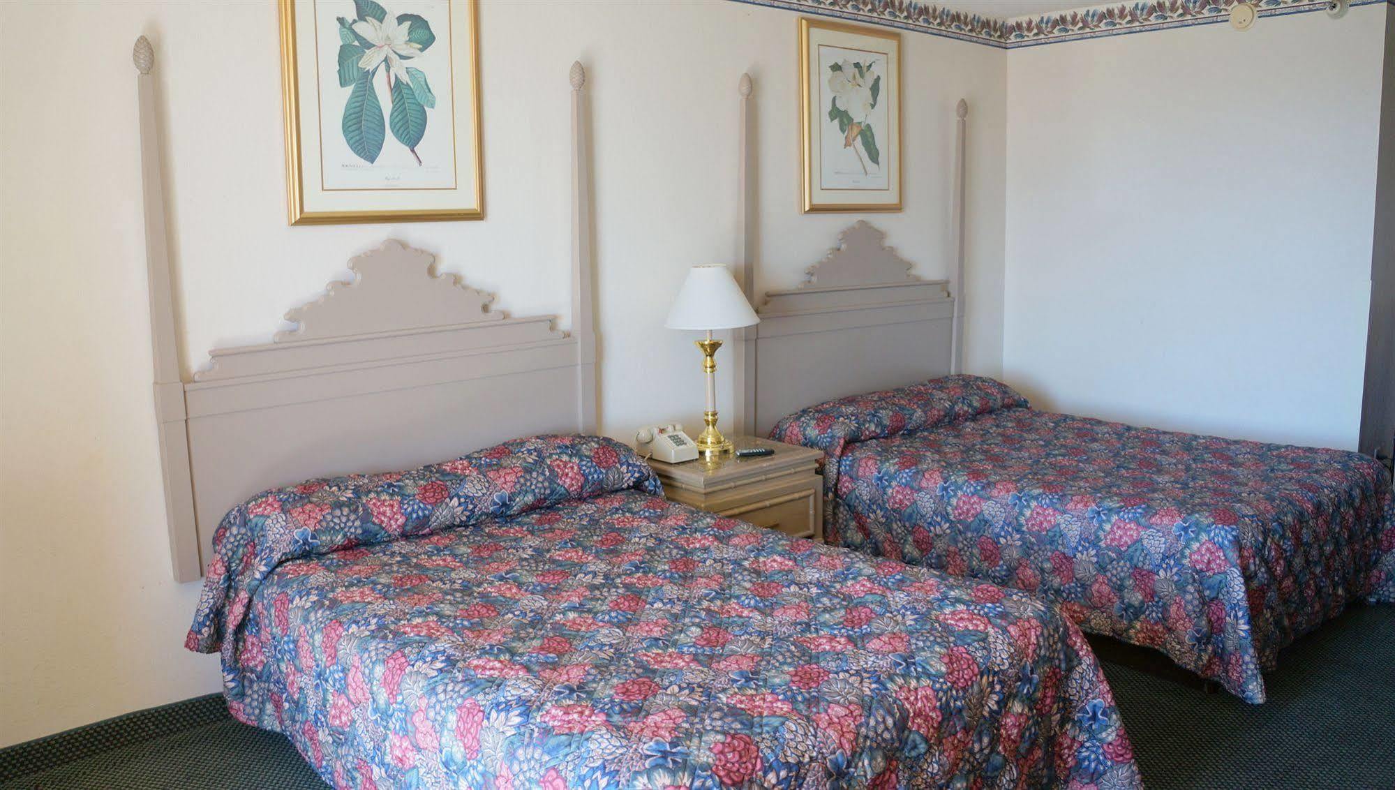 Studio 6 Suites Lake Havasu City Az Ngoại thất bức ảnh