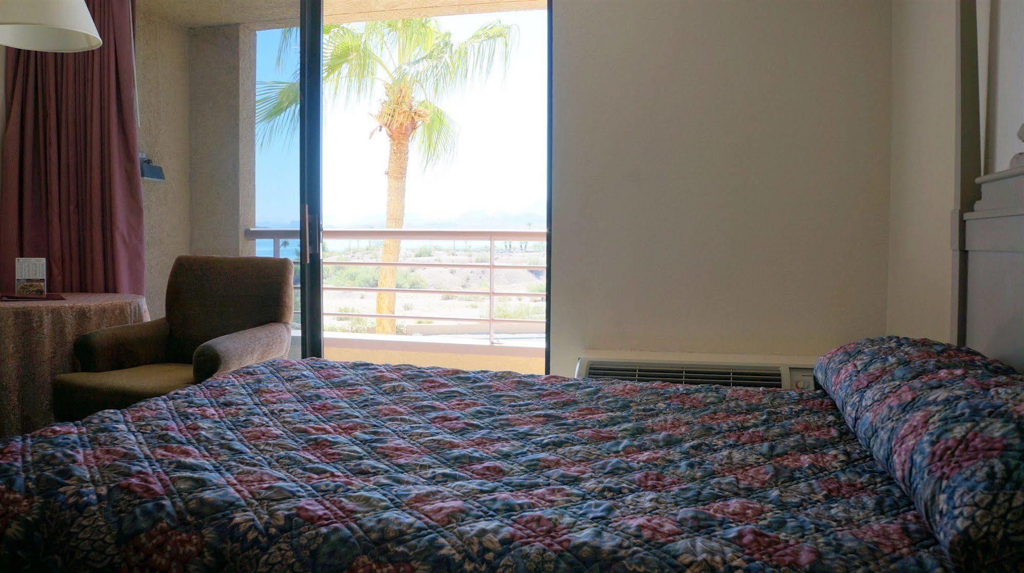 Studio 6 Suites Lake Havasu City Az Ngoại thất bức ảnh