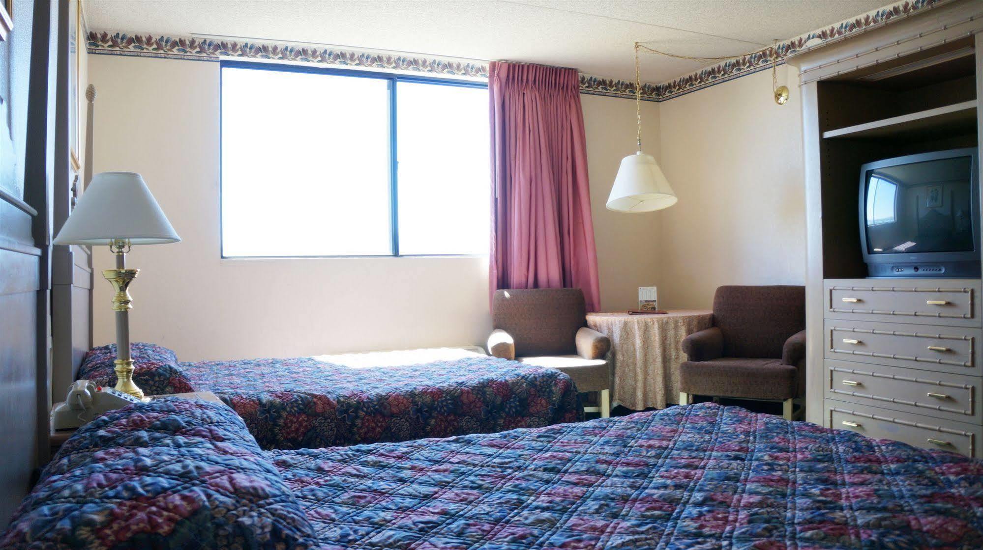 Studio 6 Suites Lake Havasu City Az Ngoại thất bức ảnh